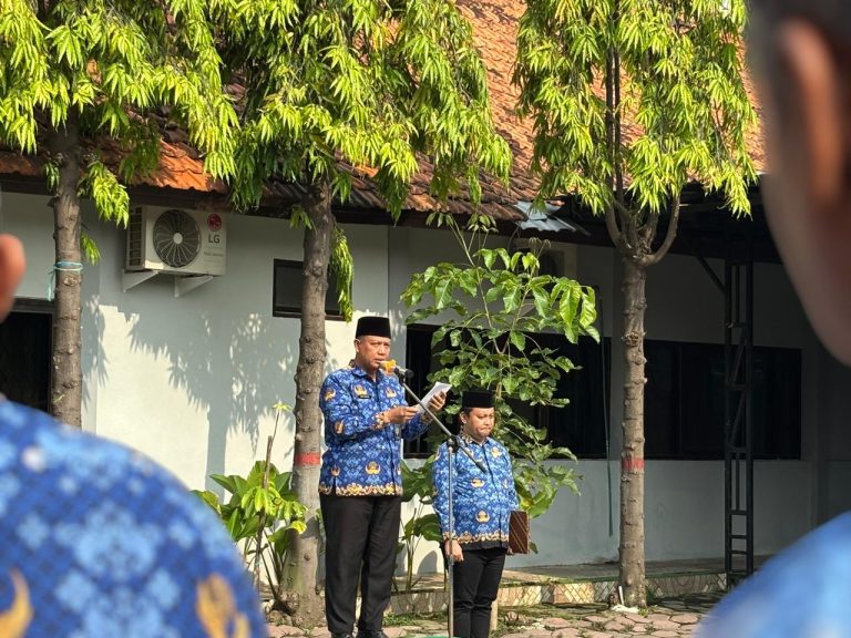 Kepala Kankemenag Sidoarjo Tegaskan Sikap KORPRI SIAGA pada Upacara HUT KORPRI ke-54