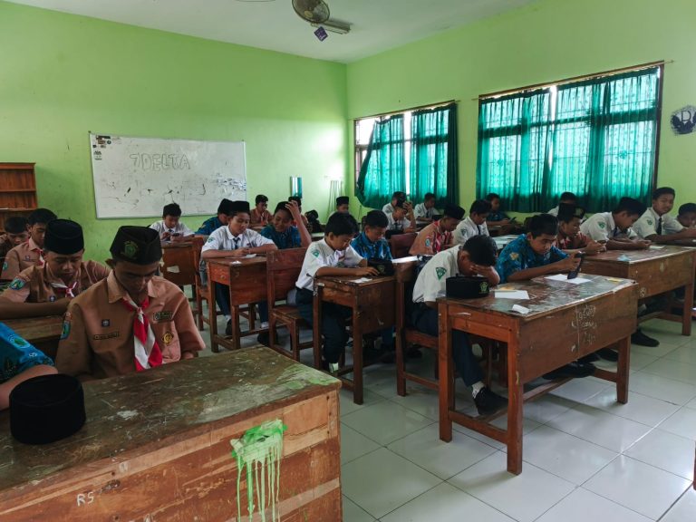 Sukses Satu Sesi: MTsN 3 Sidoarjo Rampungkan SAS Ganjil dengan Tertib dan Lancar