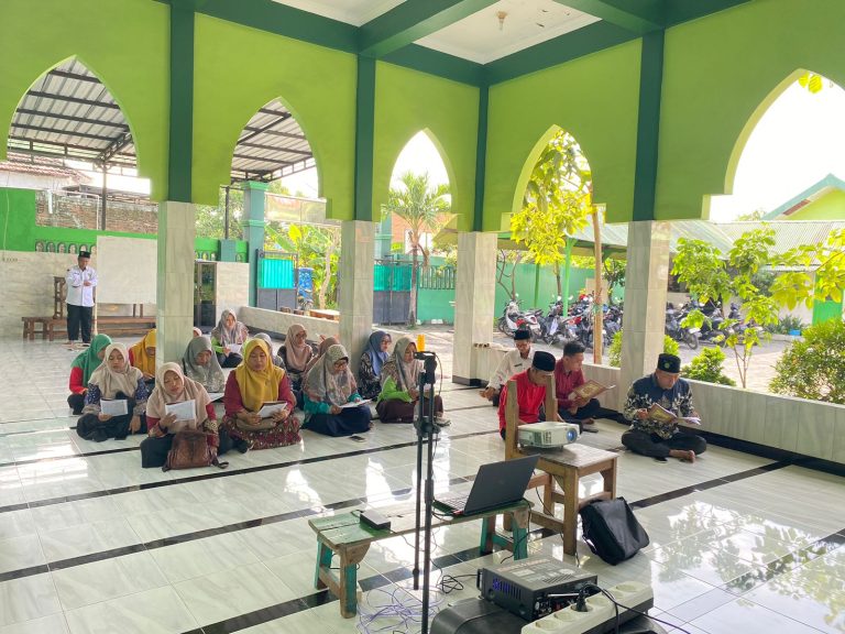 Menggema Bersama Al-Qur’an, MIN 2 Sidoarjo Ikuti Khotmil Qur’an Serentak HAB Kemenag ke-80