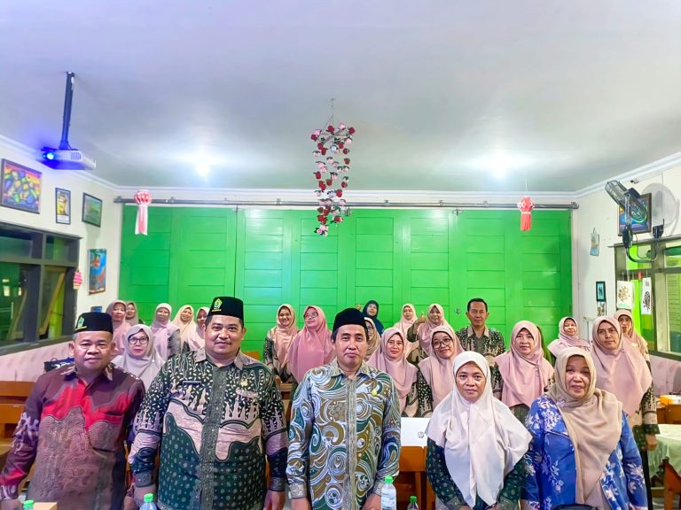 Mendidik dengan Jiwa: Transformasi Hangat Guru-Guru MIN 1 Sidoarjo Lewat Kurikulum Berbasis Cinta