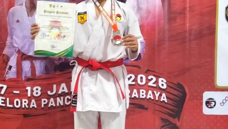 Siswa MTsN 4 Sidoarjo Raih Juara 2 Kejuaraan Provinsi Karate INKAI Jawa Timur 2026