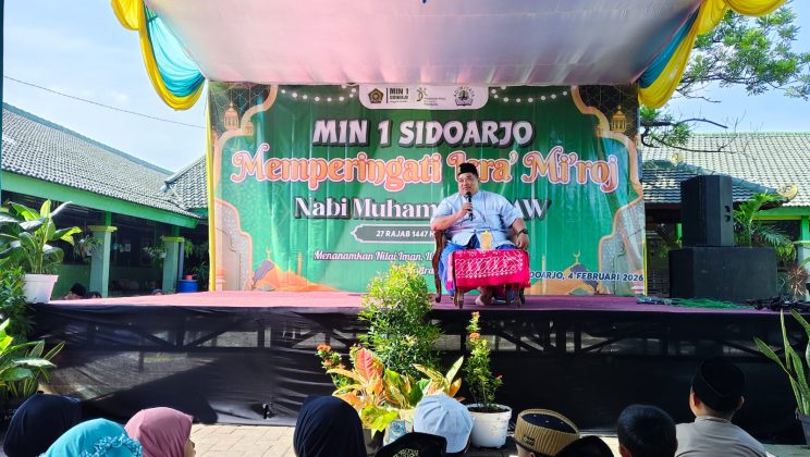 Merajut Cinta Nabi di Madrasah: MIN 1 Sidoarjo Jadikan Peringatan Isra’ Mi’raj Momentum Perbaiki Diri Sambut Bulan Suci