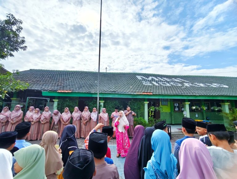 Cahaya Ramadhan di MIN 1 Sidoarjo: Ratusan Siswa MIN 1 Sidoarjo Awali Pondok Ramadhan dengan Khidmat