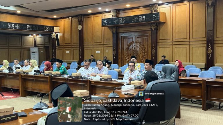Kemenag Bersama DPRD Gelar Rapat Kerja Pembahasan Hasil Fasilitasi Raperda UKS/UKM dan POSKESTREN