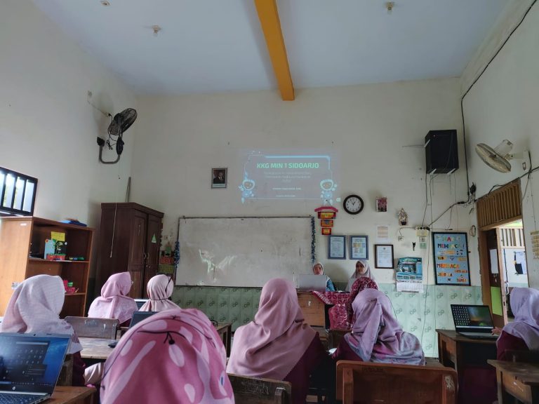 Modernisasi Madrasah : Transformasi Media Digital di MIN 1 Sidoarjo untuk Generasi Alpha