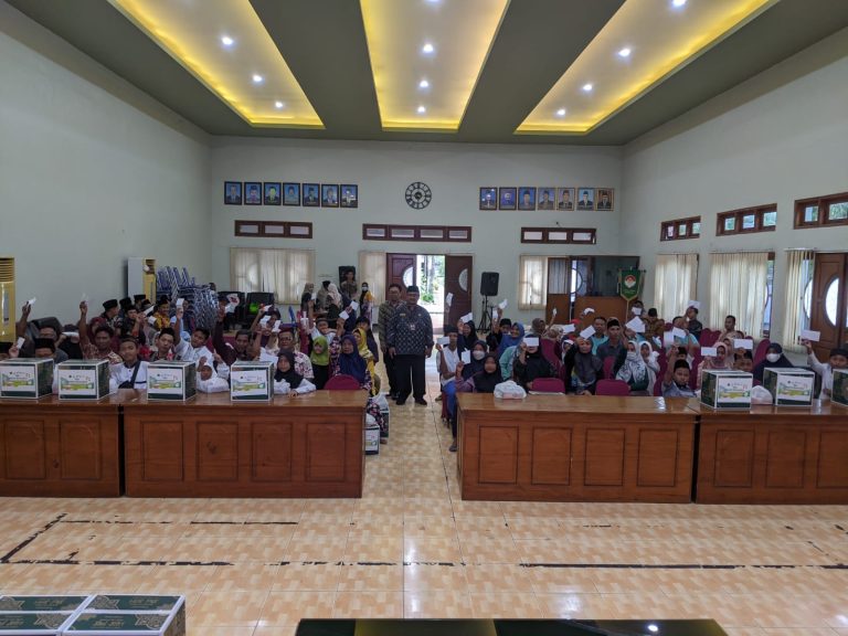 Kemenag Sidoarjo Tebar 980 Paket Bingkisan dalam Program Joyful Ramadhan