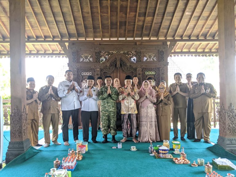 Kepala Kemenag Bersama Bupati Sidoarjo Silaturahim ke Kiai, Teguhkan Sinergi untuk Umat
