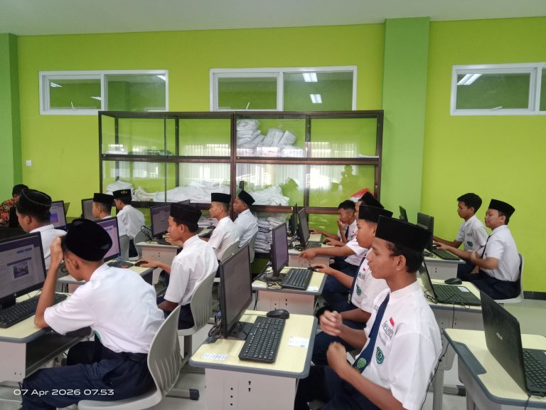 Optimalkan Standar Mutu, MTsN 3 Sidoarjo Gelar Tes Kemampuan Akademik (TKA) Kelas 9