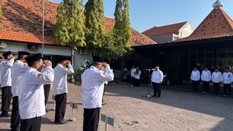 Apel Senin Pagi, Kasi PAI Ajak ASN Tingkatkan Kinerja dan Torehkan Tinta Emas Kehidupan