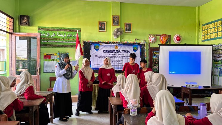 Sandang Predikat Sekolah Literasi Nasional, MTsN 4 Sidoarjo Gelar Aksi Pengimbasan di MI Himmatul Ulya Tlasih