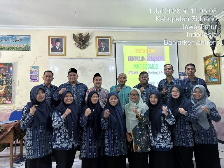 Perkuat Kualitas Pembelajaran, MIN 1 Sidoarjo Gelar Review Kurikulum Bersama Pakar dan Komite Madrasah
