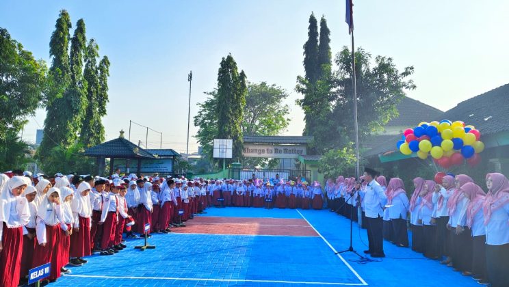 Kenalkan Lingkungan Madrasah, MIN 1 Sidoarjo Sukses Gelar Pembukaan MATAMUDA dan Penanaman Karakter Lewat Seni dan Olahraga