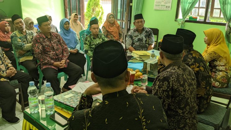 Kemenag Sidoarjo Laksanakan Supervisi Layanan Administrasi Nikah dan Rujuk KUA