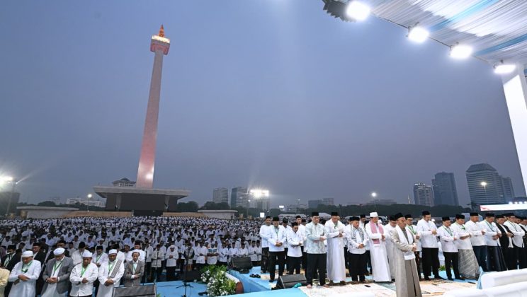 100.000 Jemaah Hadiri Zikir dan Doa Kebangsaan di Monas, Wujud Syukur atas Kemerdekaan Indonesia