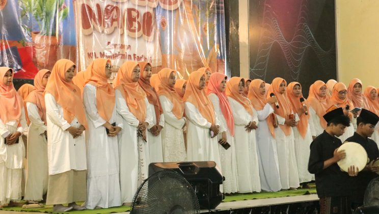 Anggota DWP MAN Sidoarjo Mengikuti Peringatan Maulid Nabi Muhammad SAW