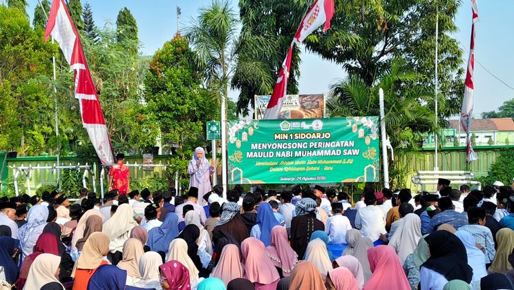 Gema Sholawat dan Aksi Berbakat Siswa Warnai Peringatan Maulid Nabi di MIN 1 Sidoarjo