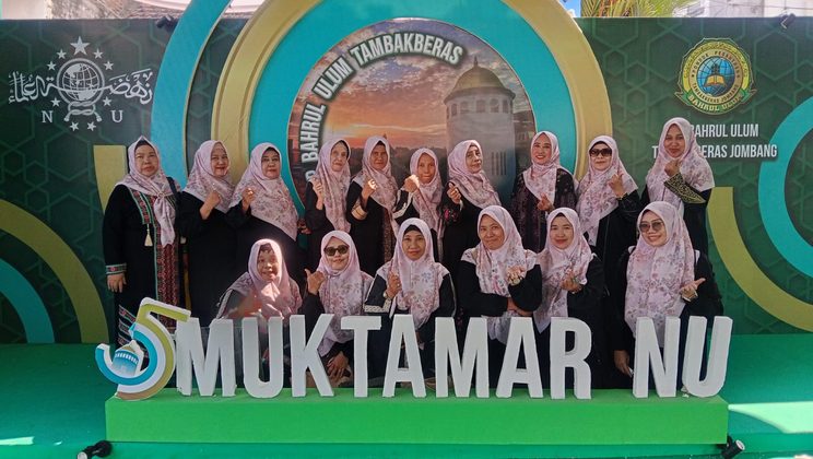 MTsN 4 Sidoarjo Turut Sukseskan Muktamar NU ke-35 di Pondok Pesantren Bahrul Ulum Tambak Beras Jombang
