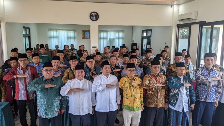 Kick-Off Survei Evaluasi Kinerja Kemenag Jatim: Prof. Ali Ramdhani Tegaskan Pentingnya Perkin dan Kebijakan Berdampak