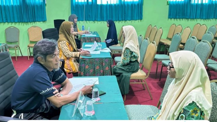 Uji Kompetensi/Wawancara Pilketom: Saring 30 Kandidat Terbaik Calon Pemimpin OSIM MTsN 4 Sidoarjo