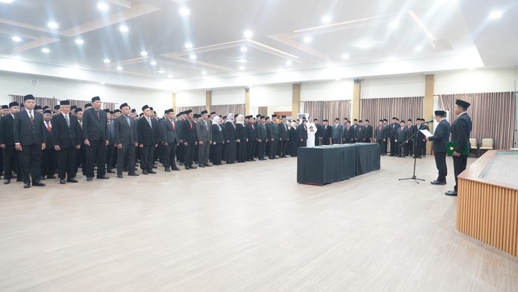 Lantik 270 Pejabat, Kakanwil Kemenag Jatim : Jaga Integritas, Jangan Ada Pemberian