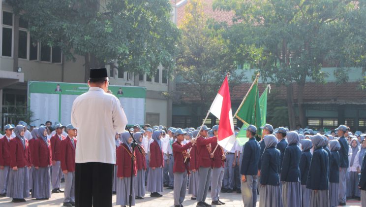 Sertijab Pengurus OSIM MAN Sidoarjo Periode 2026/2027 didampingi oleh Plt. Kepala MAN Sidoarjo