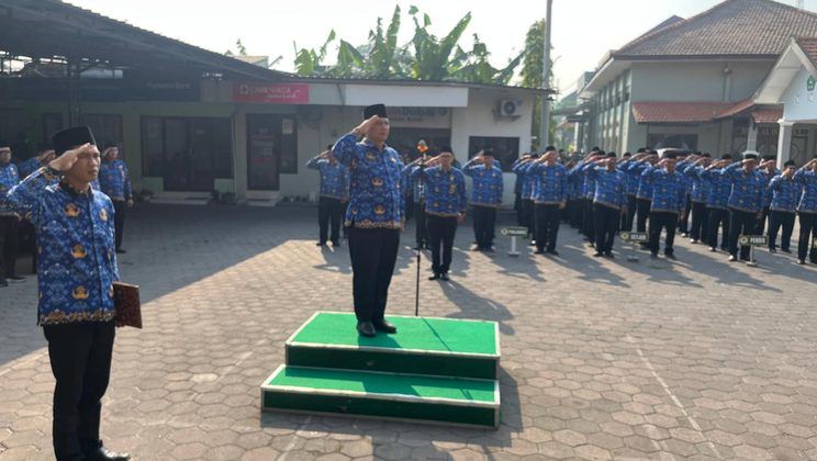 Pimpin Upacara Hari Kesaktian Pancasila, Kepala Kemenag Sidoarjo Tekankan Integritas dan Pengamalan Pancasila