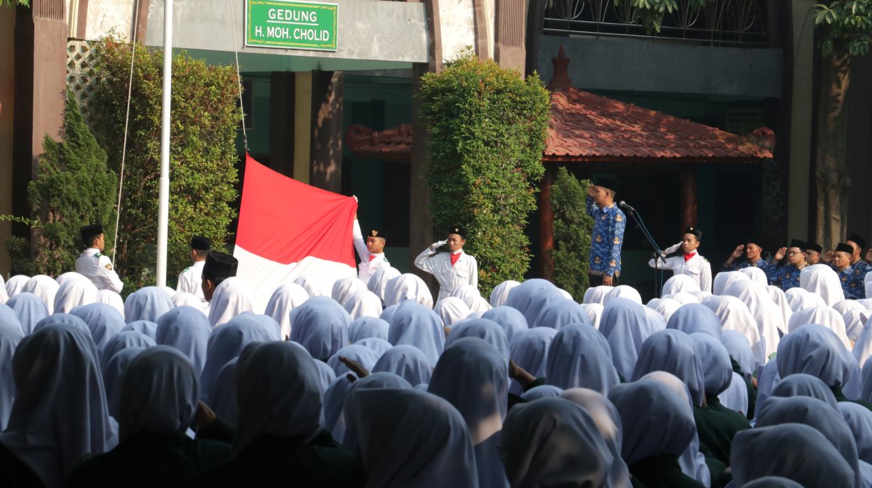 Upacara Hari Kesaktian Pancasila di MAN Sidoarjo
