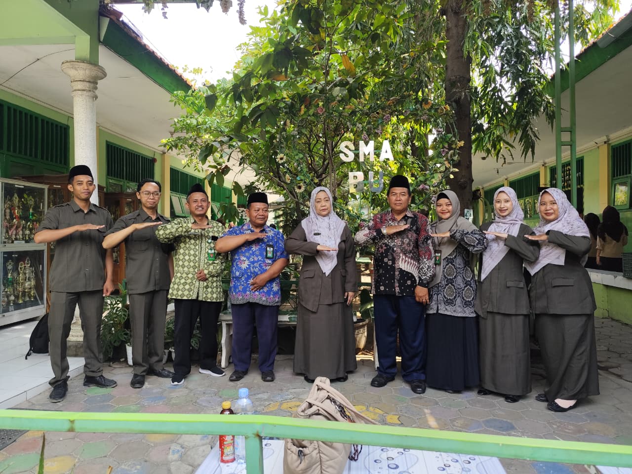 KUA Prambon Gelar Bimbingan Remaja Usia Sekolah di SMA Budi Utomo, Bahas Kenakalan Remaja dan Pencegahan HIV/AIDS