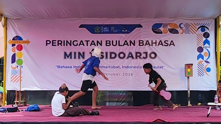 Lestarikan Warisan Daerah, MIN 1 Sidoarjo Suguhkan Gelak Tawa Ludruk Khas Jawa Timuran di Semarak Bulan Bahasa 2026